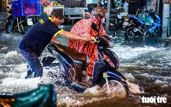 Agencies explain increasingly frequent heavy rain in Ho Chi Minh City