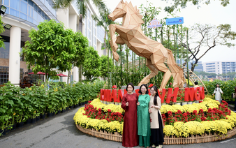 Breakfast @ Tuoi Tre News — February 12