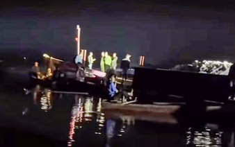 Passenger boat carrying 23 sinks after evening collision in northern Vietnam