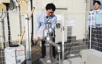 Lawson opens disaster response store near Tokyo