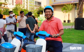 Ho Chi Minh City residents embrace free public e-bikes