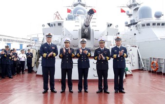 Vietnam, China navies hold 1st live-fire drill