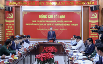 Vietnam-China railway links must be strategic breakthrough: Party chief
