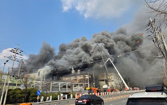 Fire at Korean car parts factory kills 10, injures 59, 4 missing