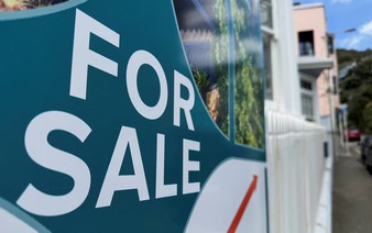 New Zealand struggles to regain economic mojo without housing recovery