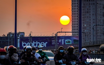 Ho Chi Minh City orders limits on power cuts during heat, nighttime hours