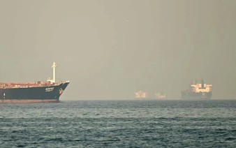 10 vessels attacked in Hormuz Strait: analysts