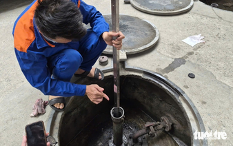 Hanoi warns of strict action against fuel hoarding amid supply concerns