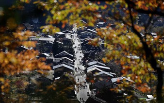 Foreign visitors to Japan hit record high for March