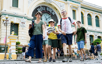 Ho Chi Minh City seeks ways to encourage foreign tourists to spend more