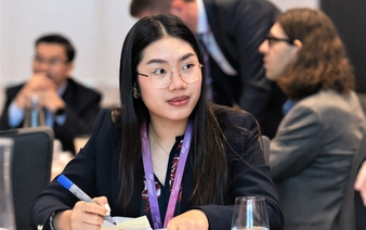Vietnamese woman strives to make most of every opportunity in Australia