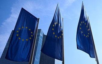 Euro zone firms see new inflation surge if conflict lasts months, ECB poll shows