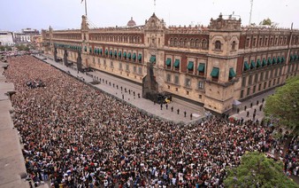 K-pop stars BTS draw 50,000-strong crowd in Mexico