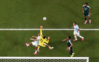 Uruguay held to 1-1 draw by Saudi Arabia in World Cup opener