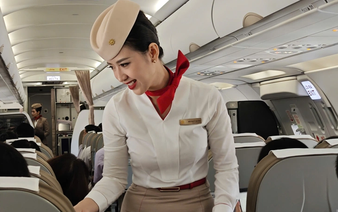 Vietnamese airlines ramp up hiring drive