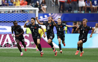 Eustaquio’s stoppage-time strike sends Canada into World Cup last 16