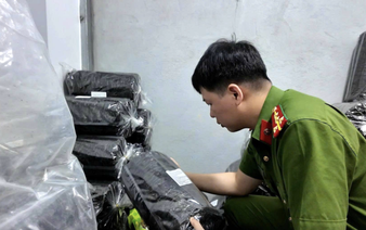 Police bust operation disguising Chinese dried seaweed as Vietnamese products
