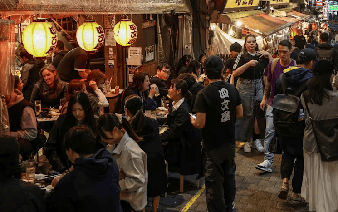 Support for more foreign workers in Japan falls below 60%