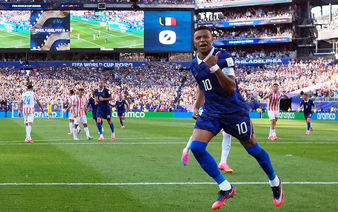 Mbappe keeps cool as France survive furnace against Paraguay