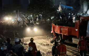 More than 100 killed after strongest quake this century hits western Colombia