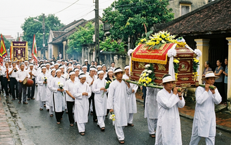 Vietnam’s Hue City urges families to limit funerals to 72 hours