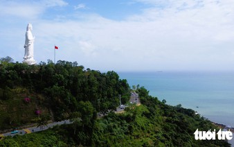 Son Tra Peninsula: Where to go, and what vehicles are allowed