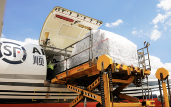 Air freight boom drives Vietnam’s plan to develop cargo fleet