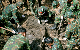 197 sets of martyrs’ remains found at Ho Chi Minh City park after 1 month of search