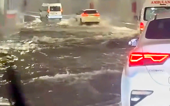An Phu Interchange underpass in Ho Chi Minh City temporarily closed due to flooding