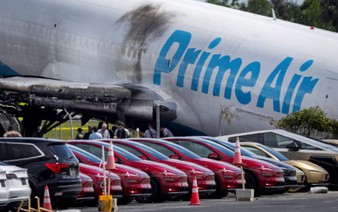 Amazon pauses operations with 21 Air after Miami cargo plane crash