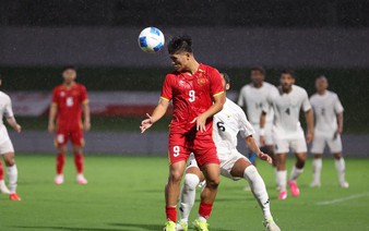 Vietnam draw with Kuwait in Asian Games football opener, face tougher path