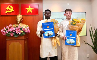 Nigerian, British forwards granted Vietnamese citizenship