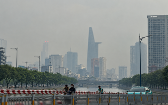 Unusual haze, heavy rain in Ho Chi Minh City put children at greater risk of illness