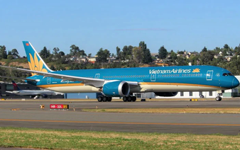Vietnam’s airlines compete in new race with investments in US routes, fleets, satellite Internet