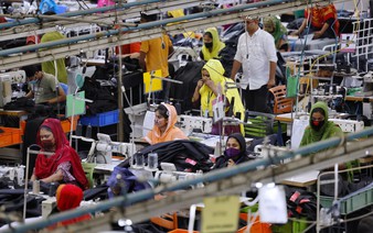 How a Bangladeshi garment-maker is fighting the Middle East energy crunch