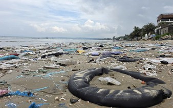 Vietnam’s Mui Ne beaches struggle to tackle ocean waste