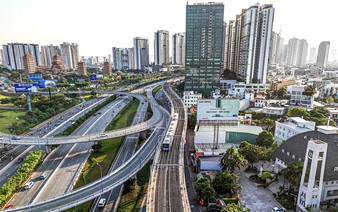 Metro line No. 1 tells new story of Ho Chi Minh City