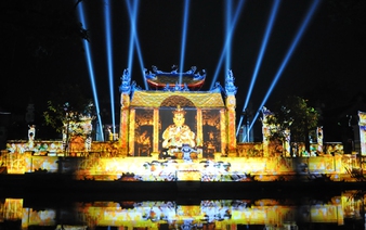 Do modern changes benefit traditional Vietnam festivals?