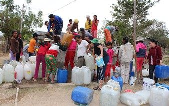 Vietnam provinces suffer from severe drought (pics)