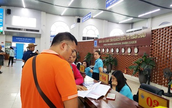 Travel firms worry high admission at Ha Long Bay harms competitiveness