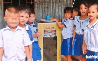 Vietnamese college designs gratis simple water filters for rural schoolchildren