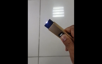 Vietnamese flyer caught carrying stun gun disguised as USB drive