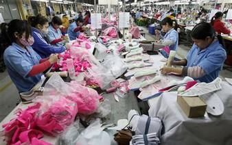 Vietnam to lift foreign ownership limit on listed companies