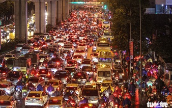 Hanoi streets congested as New Year travel rush begins