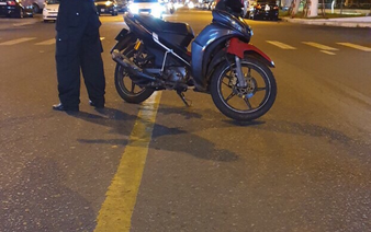 Two motorcyclists nabbed for throwing bricks at police in Da Nang
