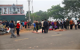 At least 7 dead as passenger bus hits funeral procession in northern Vietnam