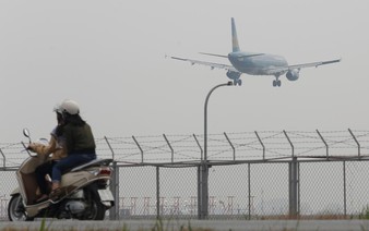 Vietnam's KiteAir seeks 2020 launch in fast-growing aviation market