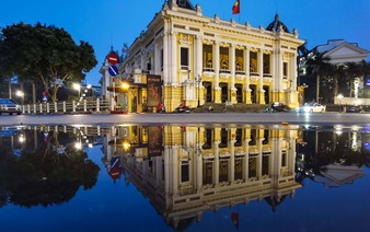 Vietnam PM eyes restarting economy in new phase of COVID-19 fight