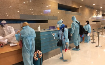 300 Vietnamese citizens fly home from Canada, S. Korea