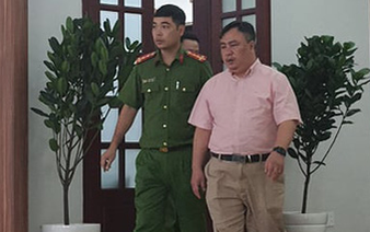 Police probe Ho Chi Minh City Eye Hospital for violations in bidding process